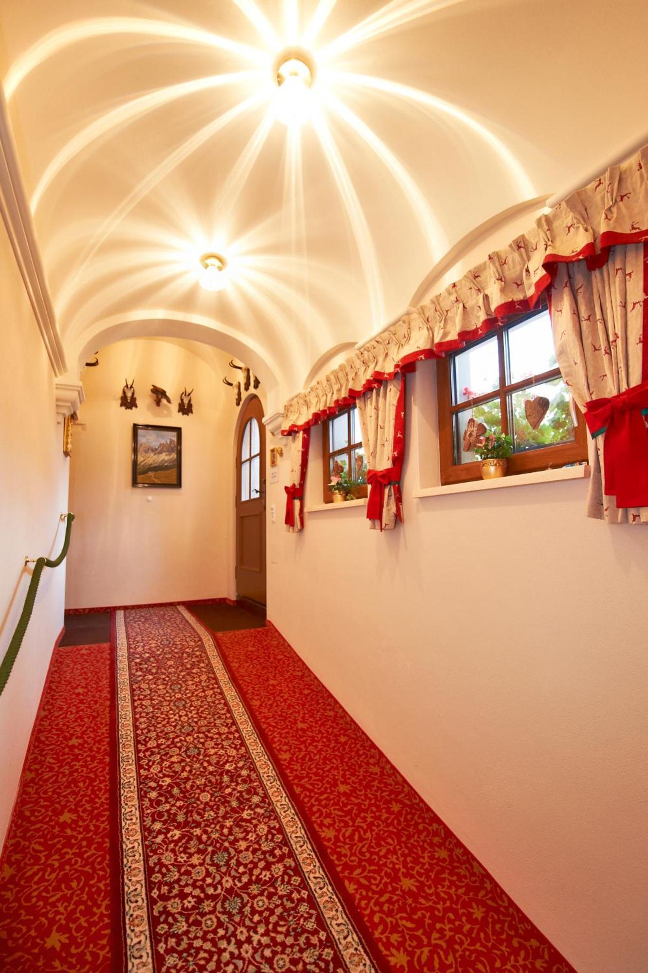 Hotel Garni Ransburgerhof Flachau Esterno foto