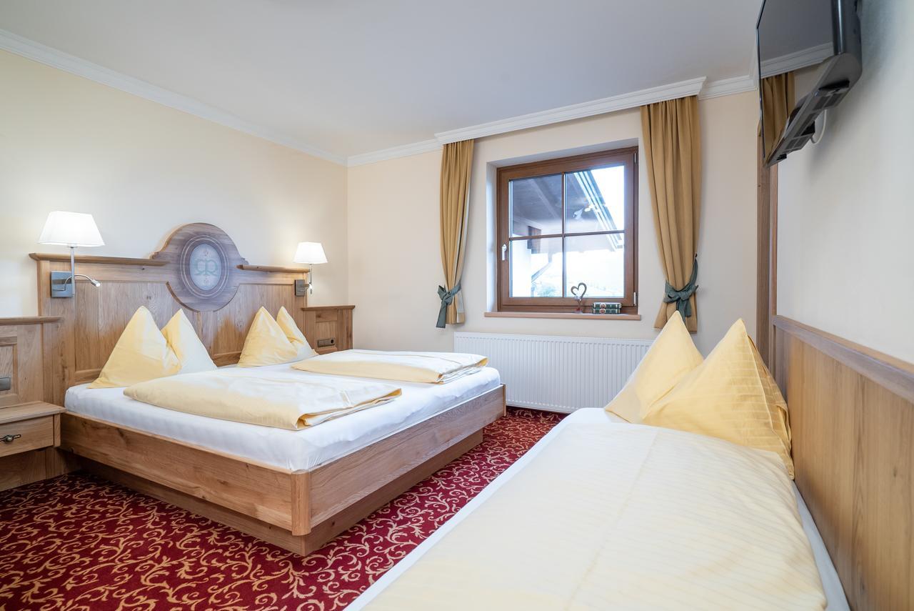 Hotel Garni Ransburgerhof Flachau Esterno foto